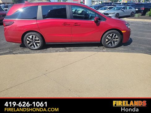 New 2025 Honda Odyssey EX-L image 4