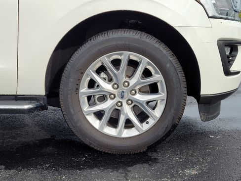 Certified 2021 Ford Expedition XLT AWD/4WD image 10