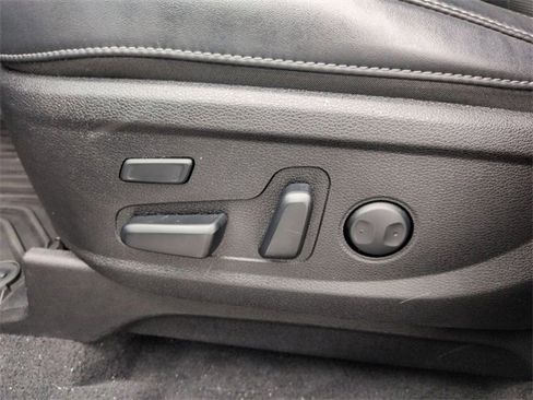 Used 2022 Kia Telluride SX w/ SX Prestige Package image 14