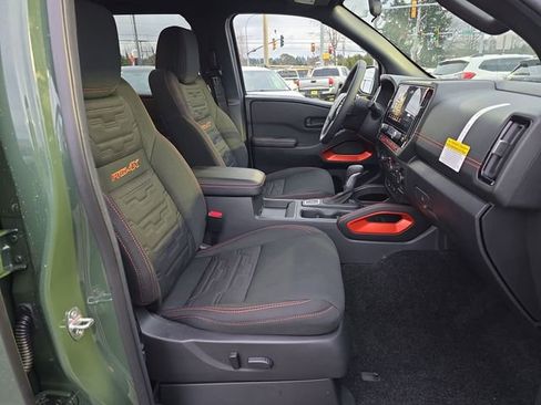 New 2026 Nissan Frontier PRO-4X w/ Tow Package AWD/4WD image 9