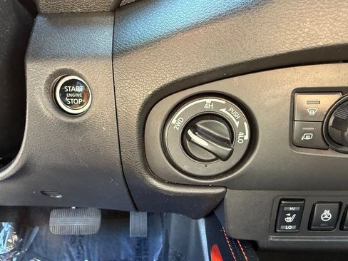 Certified 2024 Nissan Frontier PRO-4X w/ Pro Premium Package AWD/4WD image 23