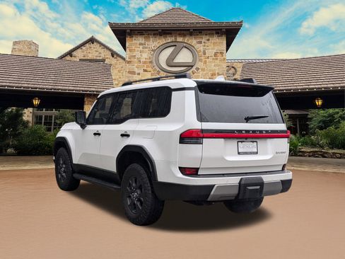 Certified 2024 Lexus GX 550 AWD/4WD image 3