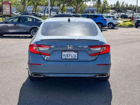 Used 2022 Honda Accord Sport image 3