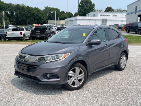Used 2019 Honda HR-V EX image 1