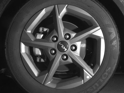 Used 2025 Kia K4 LXS image 12