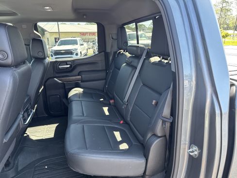 Used 2021 GMC Sierra 1500 SLT w/ SLT Premium Plus Package AWD/4WD image 21