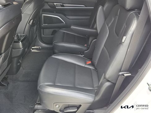 Certified 2024 Kia Telluride S FWD image 11