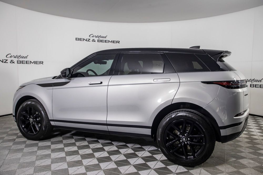 Used 2026 Land Rover Range Rover Evoque S AWD/4WD image 11