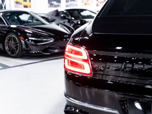 Used 2020 Bentley Flying Spur W12 AWD/4WD image 81