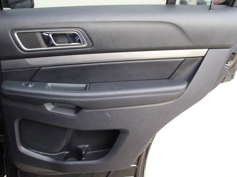 Used 2019 Ford Explorer XLT w/ Equipment Group 201A image 37