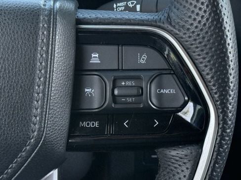 Used 2022 Toyota Tundra Platinum RWD image 14