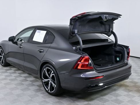Certified 2025 Volvo S60 B5 Plus w/ Climate Package FWD image 30