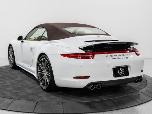 Used 2016 Porsche 911 Carrera 4S image 18