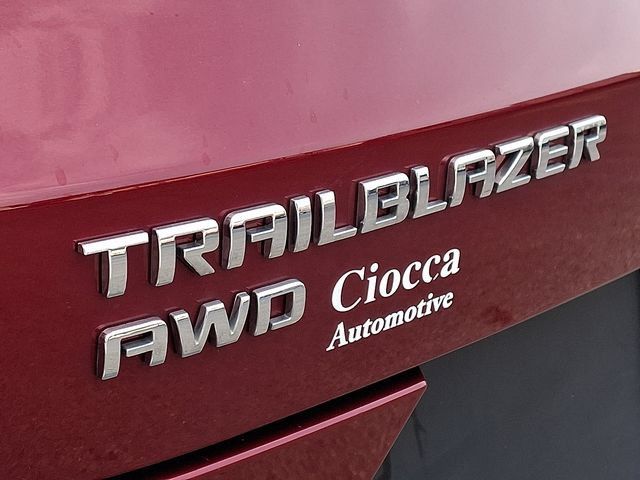 Used 2024 Chevrolet TrailBlazer LT w/ Convenience Package AWD/4WD image 31