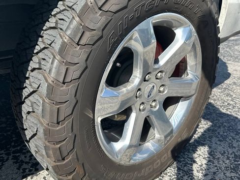 Used 2021 Ford F150 Lariat w/ Equipment Group 502A High AWD/4WD image 6
