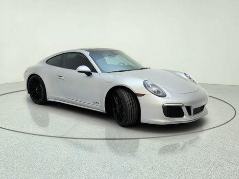 Used 2017 Porsche 911 Carrera GTS RWD image 9