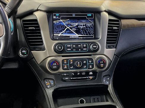 Used 2020 GMC Yukon Denali w/ Denali Premium Package image 6