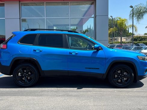 Used 2021 Jeep Cherokee Latitude Plus FWD image 4