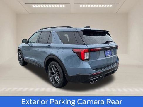 Certified 2025 Ford Explorer ST AWD/4WD image 7