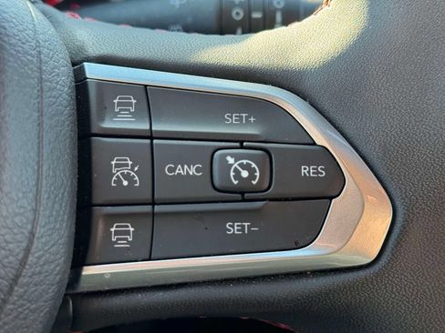 Used 2024 Jeep Compass Trailhawk AWD/4WD image 21