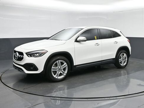 Used 2021 Mercedes-Benz GLA 250 image 3