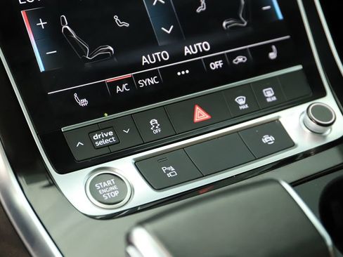 Certified 2023 Audi Q8 Premium w/ Convenience Package AWD/4WD image 27
