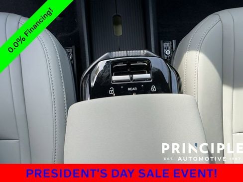 New 2026 Volvo EX30 Cross Country Ultra image 18