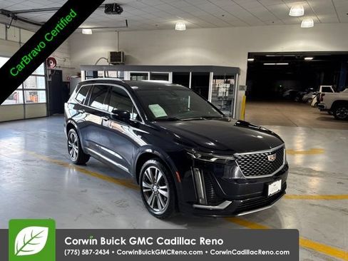 Used 2021 Cadillac XT6 Premium Luxury AWD/4WD image 3