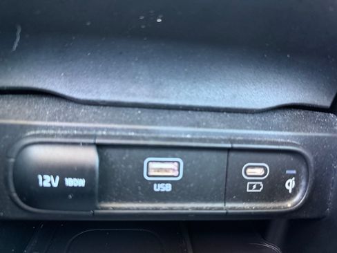 Used 2025 Kia Telluride S AWD/4WD image 31