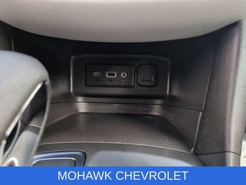 Used 2024 Chevrolet Equinox LS w/ LS Convenience Package AWD/4WD image 35