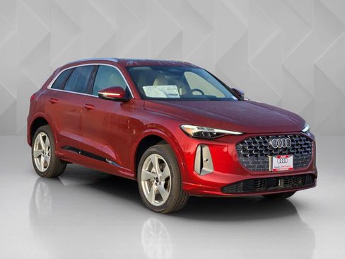 New 2025 Audi Q5 Premium AWD/4WD image 8
