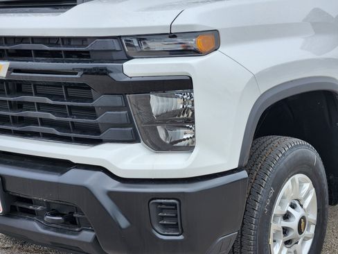 New 2026 Chevrolet Silverado 2500 W/T RWD image 5