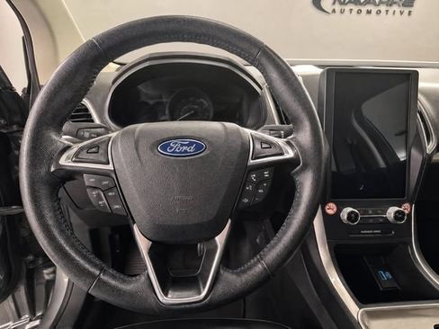 Used 2024 Ford Edge SEL AWD/4WD image 14