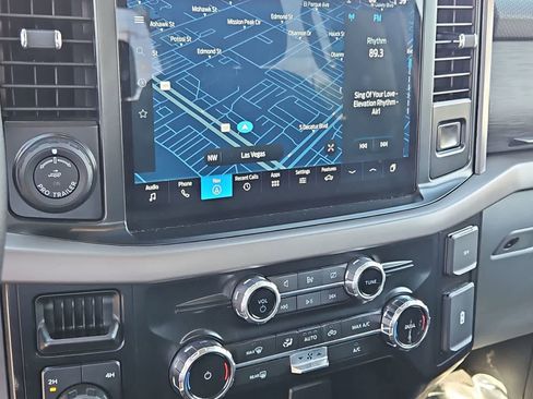 Used 2024 Ford F150 XLT image 28