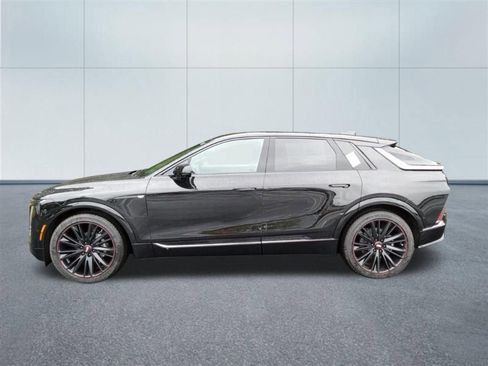 New 2025 Cadillac Lyriq Sport image 2