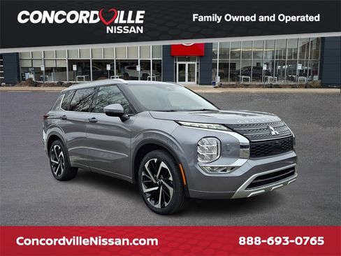 Used 2022 Mitsubishi Outlander SEL image 1