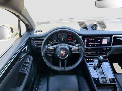 Used 2023 Porsche Macan Turbo AWD/4WD image 17