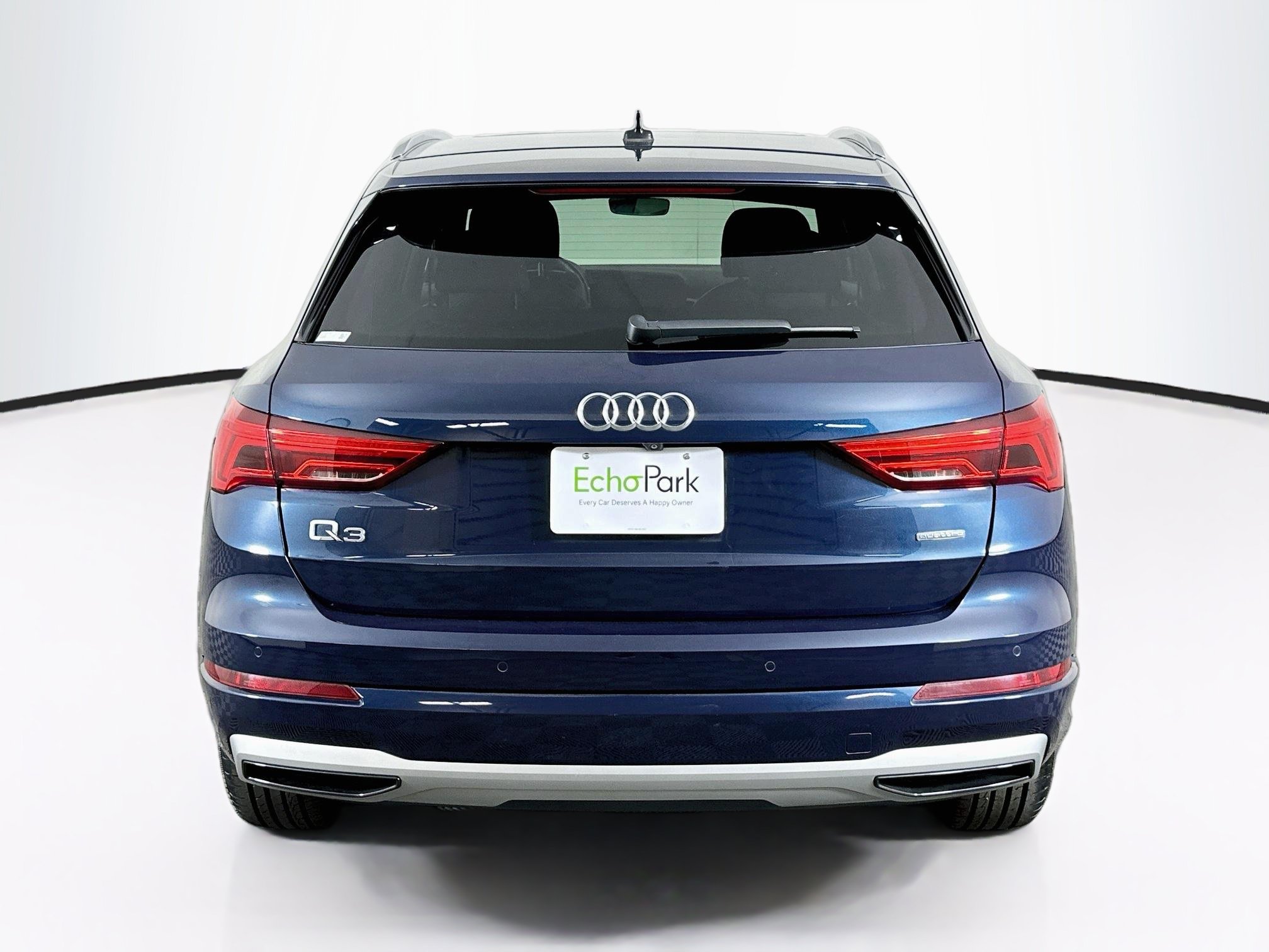 Used 2019 Audi Q3 2.0T Premium w/ Convenience Package AWD/4WD image 7