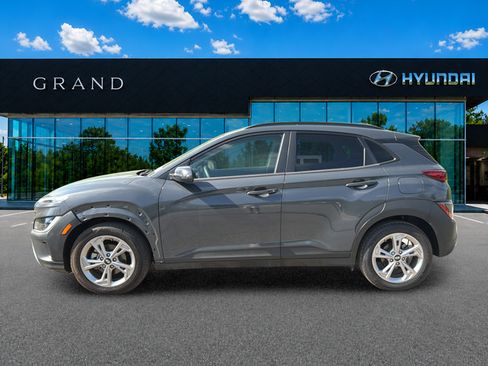 Used 2023 Hyundai Kona SEL FWD image 2