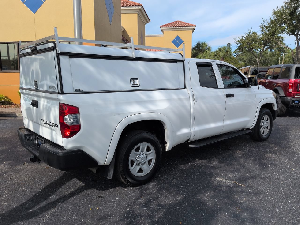 Used 2018 Toyota Tundra SR RWD image 4