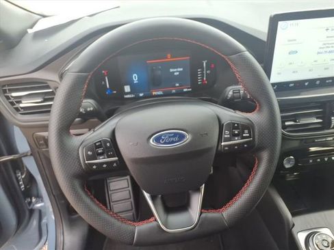 Certified 2024 Ford Escape ST-Line w/ Tech Pack #1 image 18