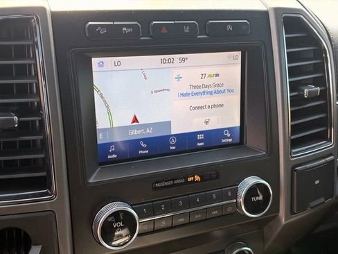 Used 2020 Ford Expedition XLT w/ Equipment Group 202A AWD/4WD image 20