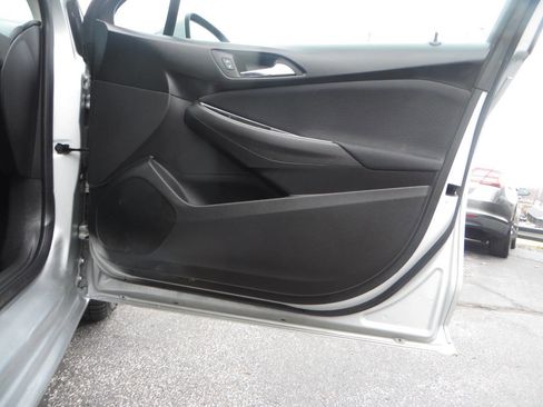 Used 2016 Chevrolet Cruze LT image 39