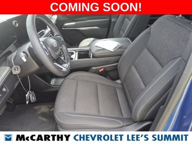 Used 2024 Chevrolet Traverse LT w/ Midnight/Sport Edition FWD image 6