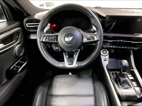 Used 2024 Dodge Hornet R/T Plus w/ Tech Pack Plus w/o Parking image 17