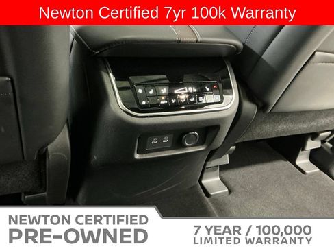 Used 2026 Nissan Armada Platinum RWD image 27