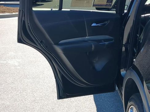 Used 2019 Cadillac XT4 Premium Luxury image 30