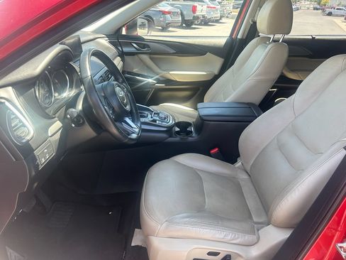 Used 2019 MAZDA CX-9 Touring w/ Touring Premium Package FWD image 25