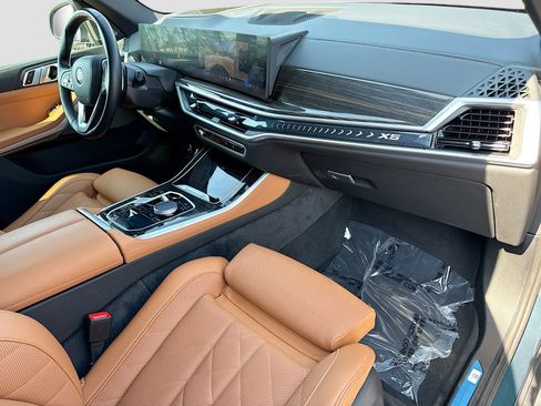 Used 2024 BMW X5 sDrive40i w/ Premium Package RWD image 14