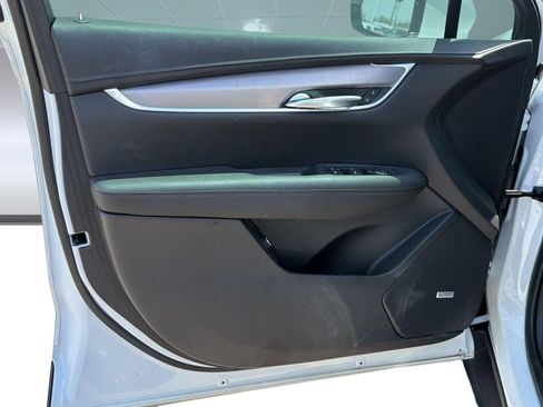 Certified 2023 Cadillac XT5 Luxury FWD image 14
